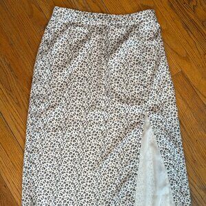 Abercrombie & Fitch Leopard Print Midi Skirt